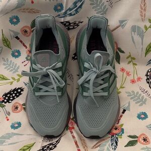 Adidas Women's Primeblue Mint Green Athletic Shoes